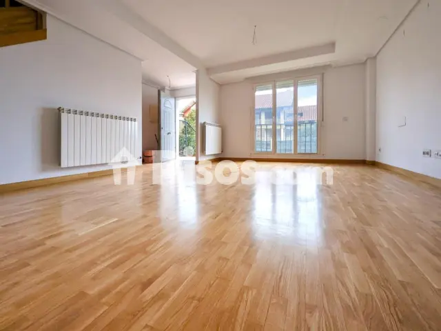 Chalet en venta en Calle de la Niabina, Navarrete de 368.000 €