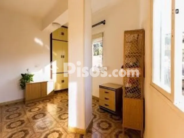 Piso en alquiler en Calle Real de Cartuja, cerca de Calle Acera de San Idelfonso, San Ildefonso (Hospital Real) (Distrito Beiro. Granada Capital) de 1.095 €<span>/mes</span>