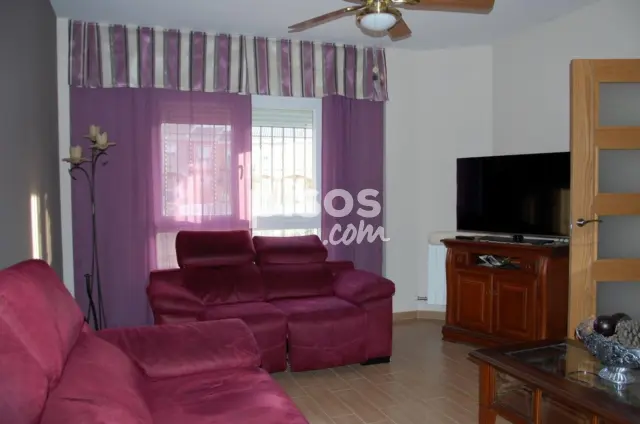 Chalet en alquiler en Vega de Granada Zona Noroeste, Belicena (Vegas del Genil) de 1.300 €<span>/mes</span>
