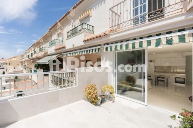 Casa en venta en Calle Osa Mayor, La Caleta-Guardia (Salobreña) de 385.000 €