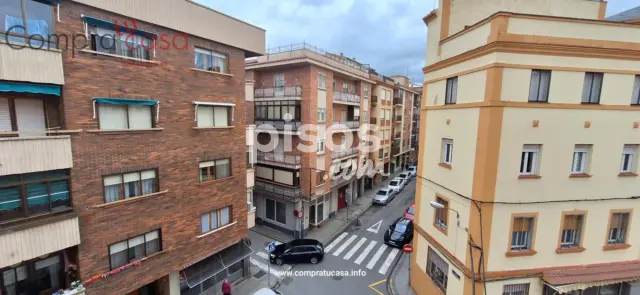 Piso en alquiler en Calle de José Zorrilla, cerca de Calle del Rancho, José Zorrilla-Padre Claret (Segovia Capital) de 900 €<span>/mes</span>
