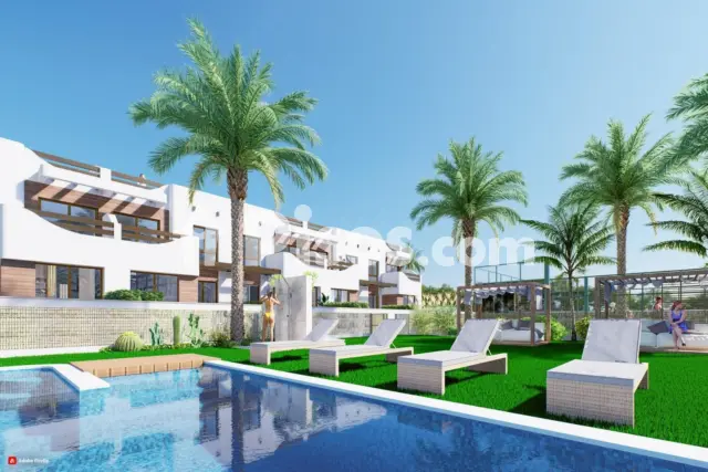 Casa en venta en Calle Azucena, Número 5, El Mojón (Pilar de la Horadada) de 339.000 €