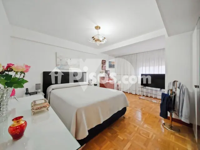 Piso en venta en Alameda de Osuna, Alameda de Osuna (Distrito Barajas. Madrid Capital) de 699.000 €
