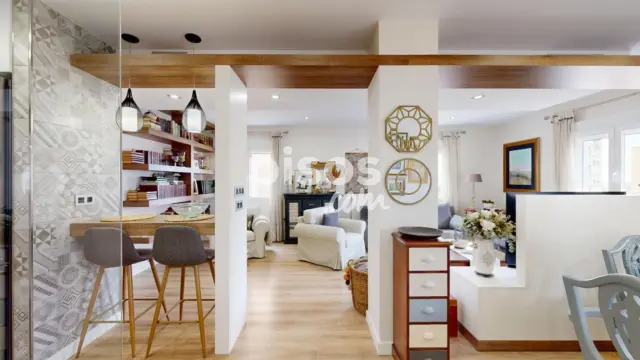 Piso en venta en Calle de Lorca, Vista Alegre (Distrito Norte. Murcia Capital) de 350.000 €