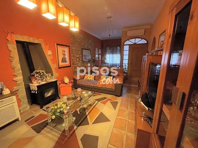 Chalet en venta en Carrer de la Balma, cerca de Carrer València, Borriol de 190.000 €