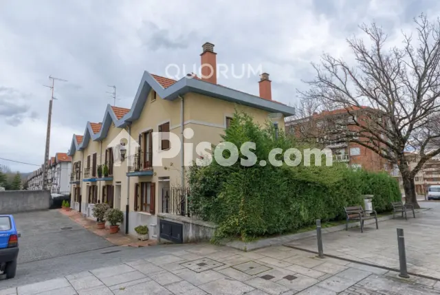 Casa adosada en venta en Basauri - San Miguel, San Miguel (Basauri) de 615.000 €