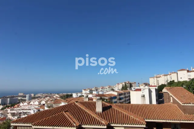 Casa adosada en venta en Calle de Jerez, Arroyo de la Miel (Benalmádena) de 420.000 €