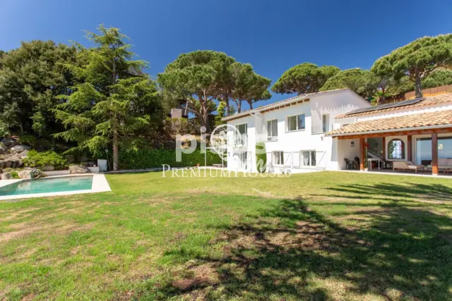 Casa en alquiler en Supermaresme, Urbanitzacions (Sant Andreu de Llavaneres) de 15.000 €<span>/mes</span>