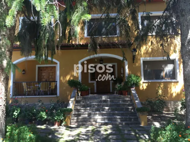 Chalet en venta en Centro, Calamocha de 400.000 €