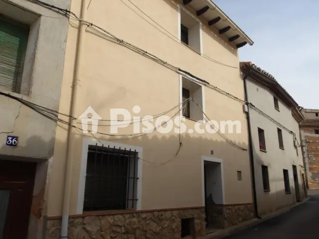 Casa en venta en Calle de Ramón y Cajal, 34, Monreal del Campo de 55.000 €