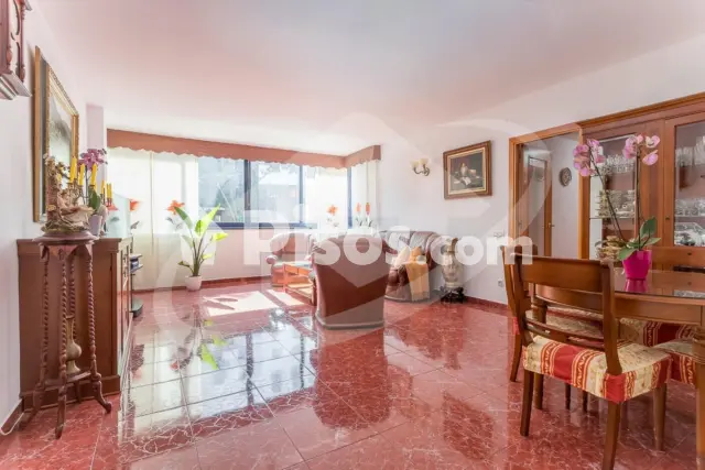 Piso en venta en Carrer de Tetuan, cerca de Carretera de Barcelona, Eixample-Sant Oleguer (Sabadell) de 280.000 €