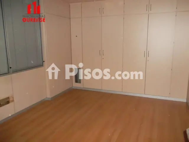 Local comercial en alquiler en Puente, A Ponte (Ourense Capital) de 1.200 €<span>/mes</span>