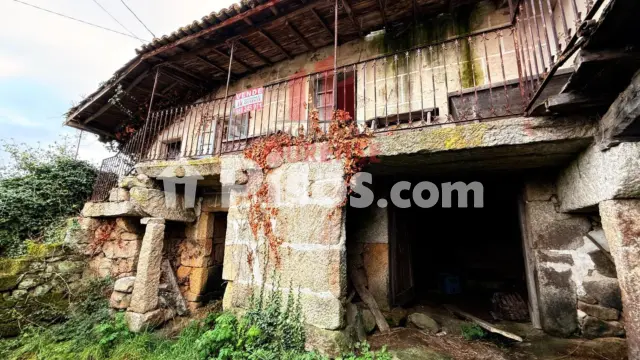 Casa en venta en Santa Marta de Moreiras, O Pereiro de Aguiar de 35.000 €