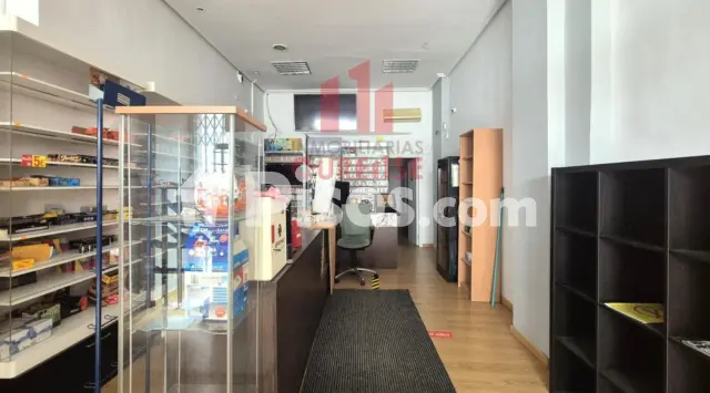 Local comercial en alquiler en Couto, O Couto (Ourense Capital) de 700 €<span>/mes</span>