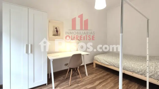 Habitación en alquiler en Centro, Casco Vello (Ourense Capital) de 375 €<span>/mes</span>