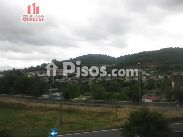 Local comercial en alquiler en Puente, A Ponte (Ourense Capital) de 900 €<span>/mes</span>