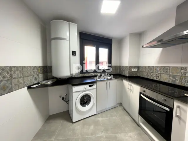 Ático en alquiler en Carrer de Torreblanca, 12, Centre (Orpesa - Oropesa del Mar) de 800 €<span>/mes</span>