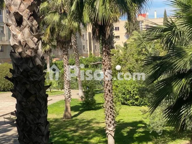 Piso en alquiler en La Motilla, Dos Hermanas de 1.600 €<span>/mes</span>