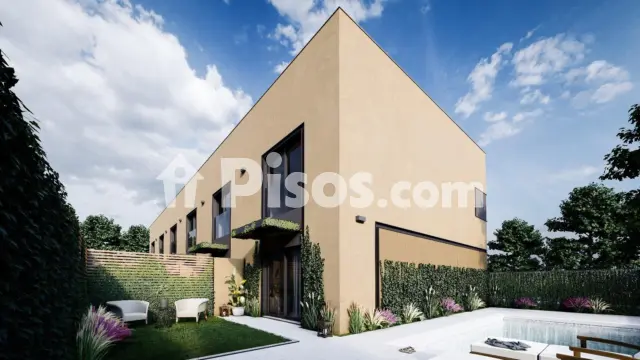 Casa adosada en venta en Calle del Callejón de la Rosa, 15, La Banda-Campo de Fútbol (Chiclana de la Frontera)