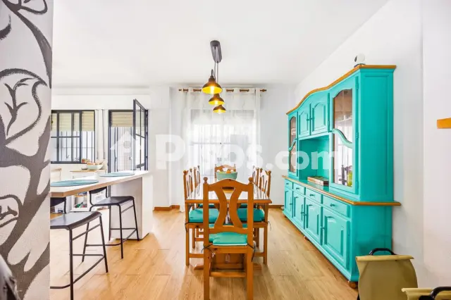 Apartamento en venta en los Gallos, La Soledad-La Coquina-Los Gallos (Chiclana de la Frontera) de 315.000 €