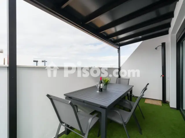 Ático en venta en Calle Bernardo de la Torre, 62, cerca de Calle de Nicolás Estévanez, Puerto Canteras (Las Palmas de Gran Canaria) de 450.000 €