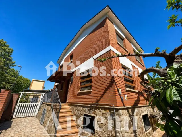 House in Palau-solità i Plegamans