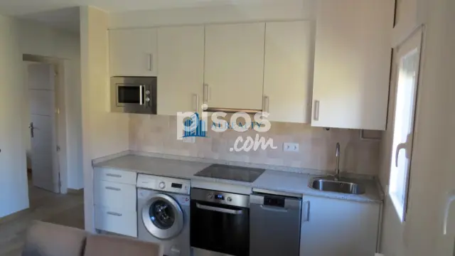 Piso en alquiler en Calle del General Gutiérrez Mellado, José Zorrilla-Padre Claret (Segovia Capital) de 1.350 €<span>/mes</span>
