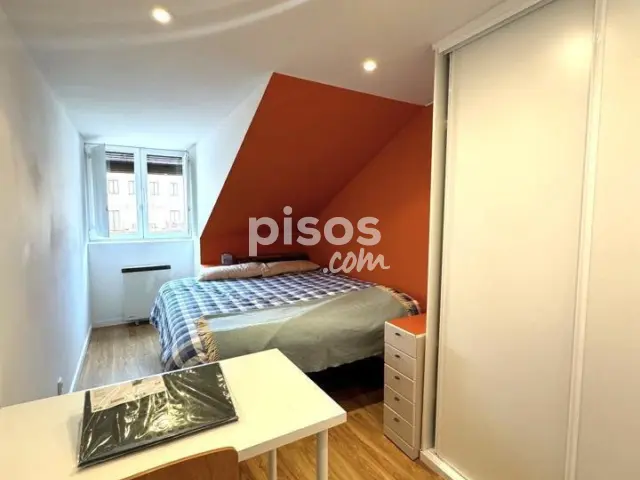 Piso en alquiler en Calle de Juan Bravo, 20, Centro (Segovia Capital) de 1.200 €<span>/mes</span>