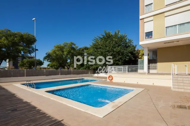 Piso en alquiler en Calle del Riu Nervión, Número 9, Sur (Castelló de la Plana) de 695 €<span>/mes</span>