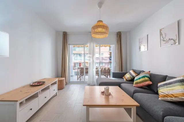 Apartamento en alquiler en Calle Hermanos Galán Casero, San Francisco (Fuengirola) de 1.500 €<span>/mes</span>