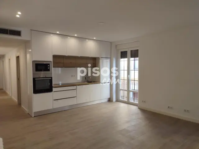 Piso en alquiler en Calle de la Manifestación, Casco Antiguo (Zaragoza Capital) de 1.600 €<span>/mes</span>