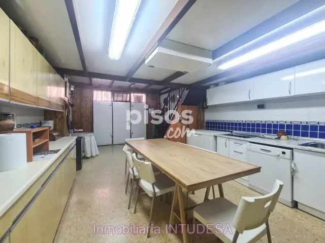 Local comercial en venta en Calle Entrefuentes, Lourdes (Tudela) de 50.000 €