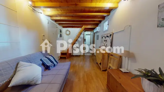 Piso en venta en Calle de los Picos de Europa, cerca de Calle de Enrique Velasco, Numancia (Distrito Puente de Vallecas. Madrid Capital) de 160.000 €