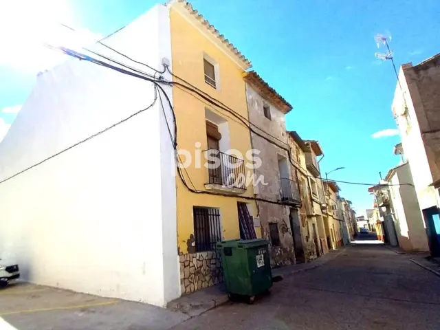 Chalet en venta en Calle Calvario, 54, Sástago de 42.000 €