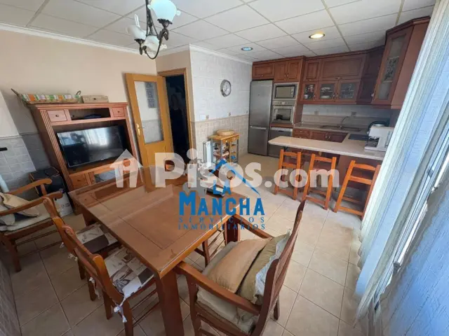 Casa adosada en venta en Barrios Periféricos - Pedanías, Pedanías y Barrios Rurales (Albacete Capital) de 225.000 €