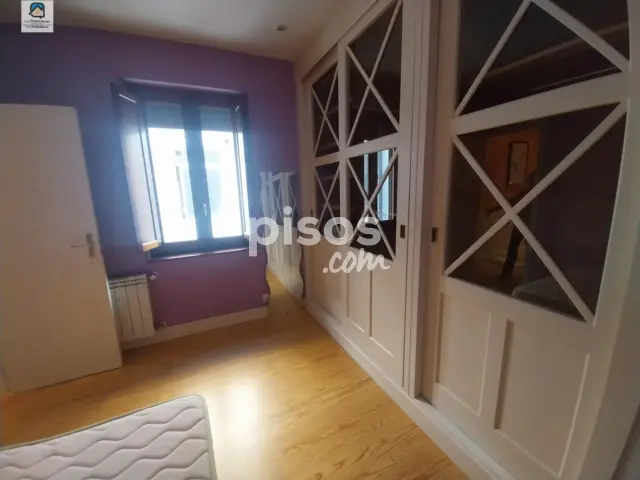 Apartamento en alquiler en Calle de Tudela, Circular-Vadillos (Valladolid Capital) de 700 €<span>/mes</span>