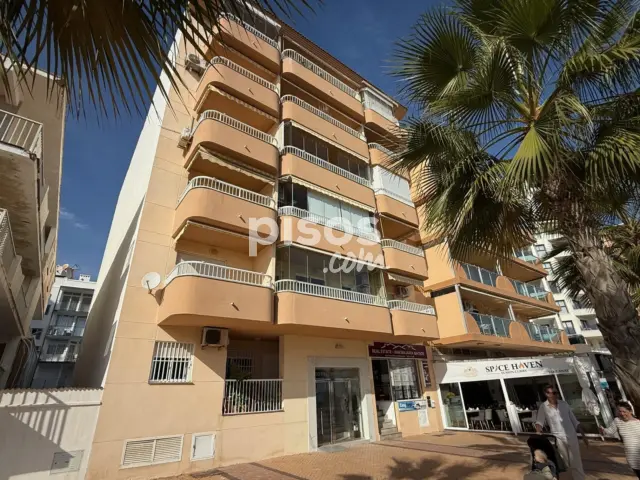 Piso en alquiler en 1ª Línea de Playa, San Francisco (Fuengirola) de 1.300 €<span>/mes</span>