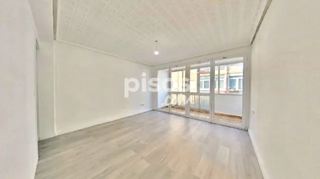Piso en alquiler en Xirivella, Xirivella de 925 €<span>/mes</span>