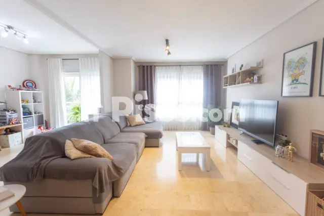 Piso en venta en Hospital, República Argentina-Iglesia Cristo Rey (Distrito Gandia Ciutat. Gandia) de 245.000 €