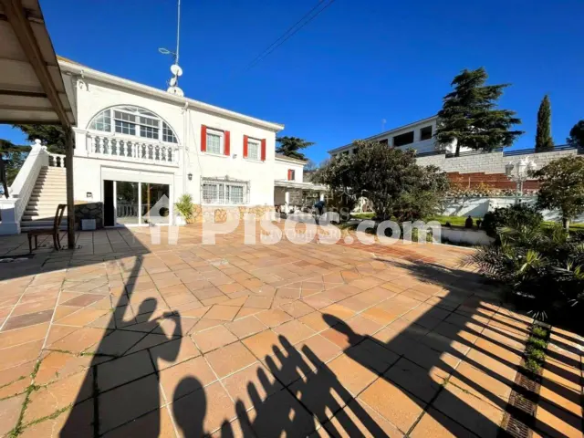 Chalet en venta en Las Colinas, Moraleja de Enmedio de 1.950.000 €
