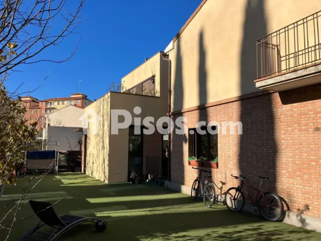 Chalet en venta en Calle de Sariñena, Santiago (Huesca Capital) de 1.295.000 €