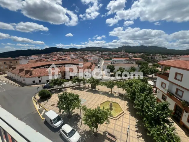 Piso en venta en Castilla La Mancha, Almadén de 45.000 €