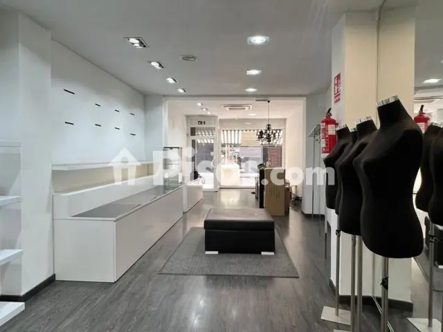 Local comercial en venta en Calle de Calatrava, 7