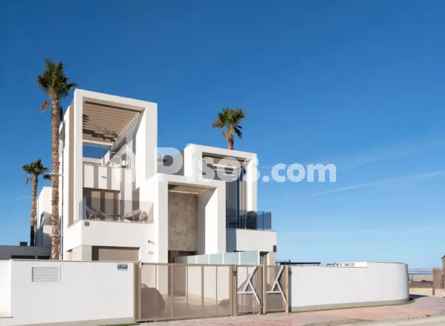 Casa adosada en venta en Serena Golf, Los Alcázares de 469.000 €