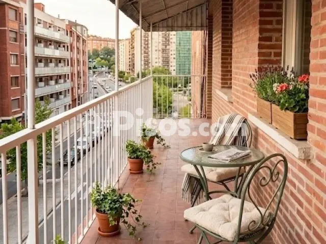 Piso en venta en Ametzola, Errekaldeberri (Distrito Errekalde. Bilbao) de 399.000 €