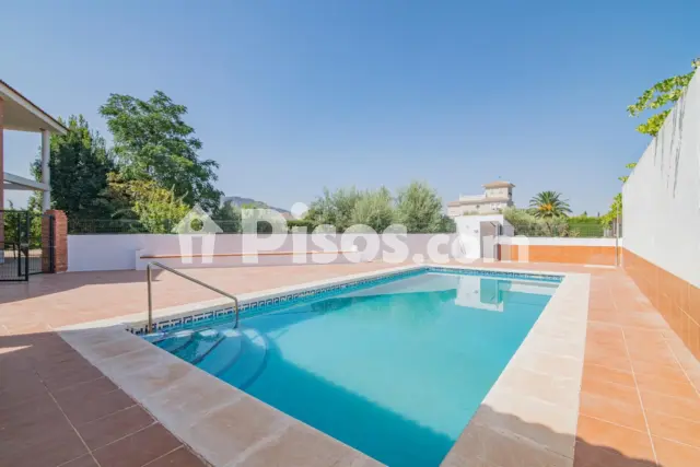 Chalet en venta en Caparacena, Caparacena (Atarfe) de 395.000 €