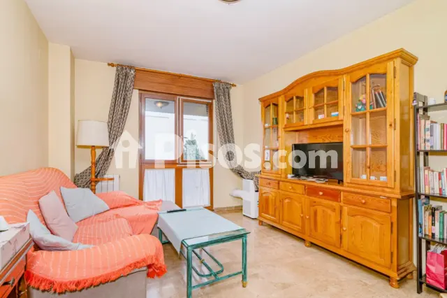 Piso en venta en Avenida de Murcia, San Ildefonso (Hospital Real) (Distrito Beiro. Granada Capital) de 280.000 €