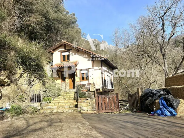 Casa en venta en Calle Poblado Lon, Número 32