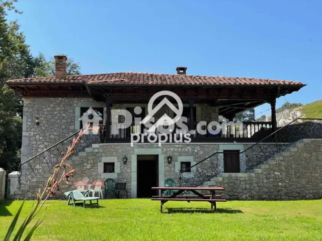 Chalet en venta en Calle Nueva - Vista 2