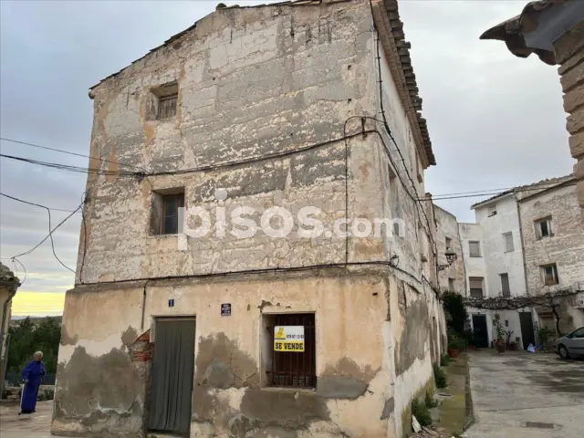 Casa adosada en venta en Calle Alta, Azaila